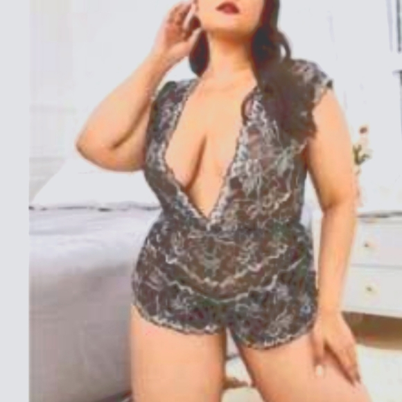 Other - Floral Lace Romper Bodysuit